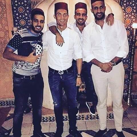 Fransızlar Ronaldo'yu gay yaptı