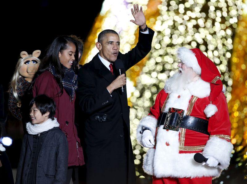 Obama Noel kutlamalarına katıldı