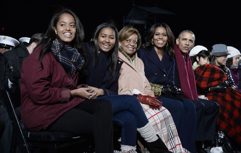Obama Noel kutlamalarına katıldı