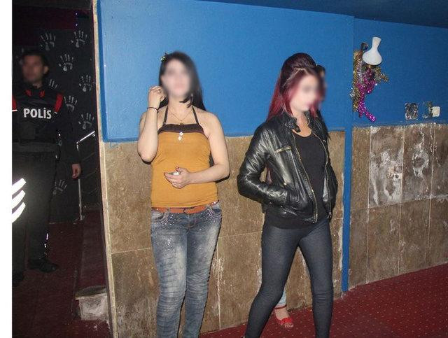 Şanlıurfa'da 50 Suriyeli konsomatris yakalandı