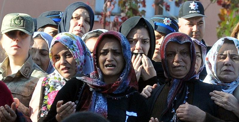 Osmaniyeli şehit astsubay toprağa verildi