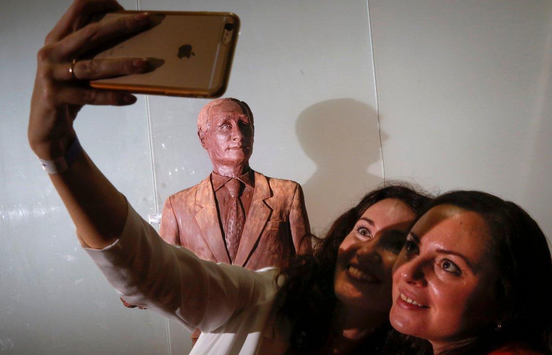 Rusya'da çikolatadan Putin yaptılar