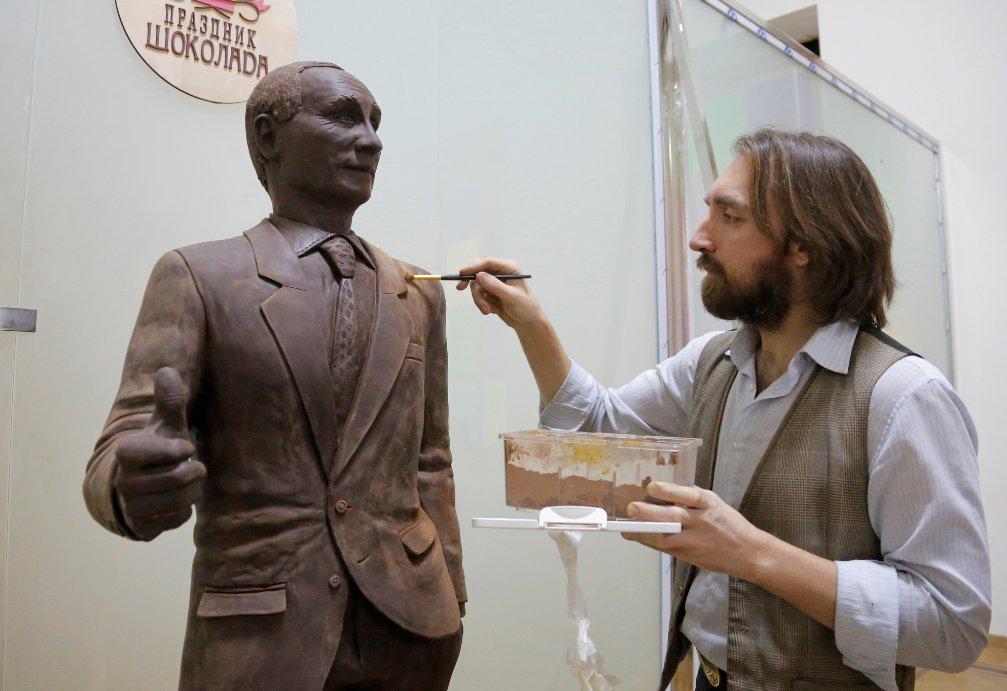 Rusya'da çikolatadan Putin yaptılar