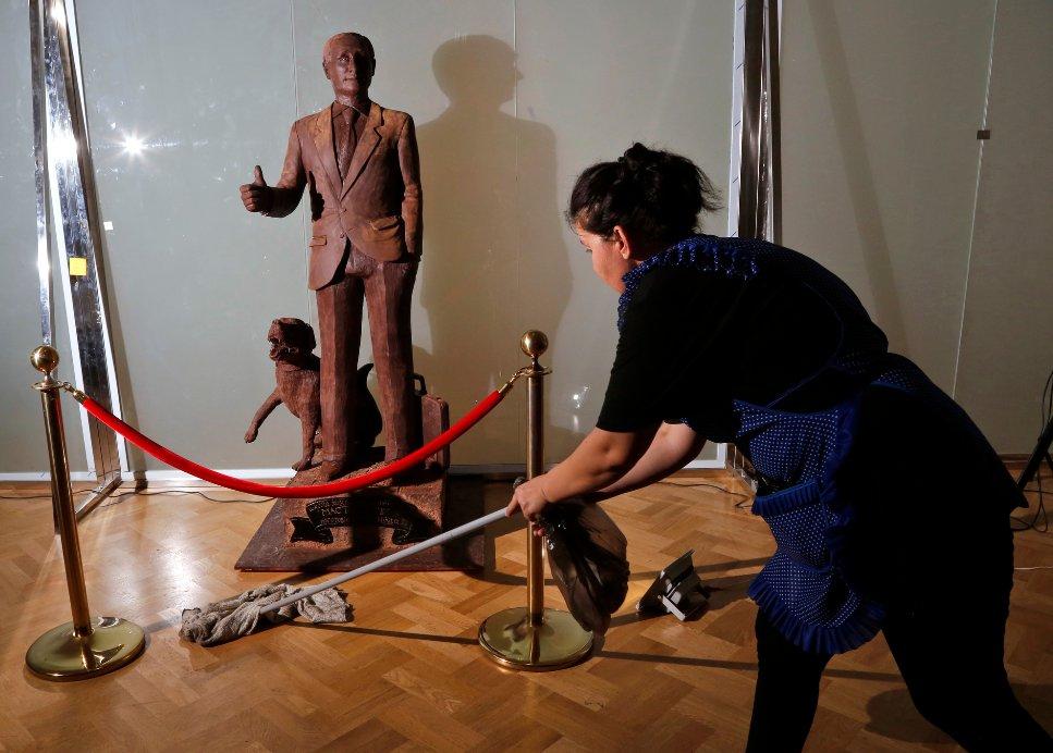 Rusya'da çikolatadan Putin yaptılar