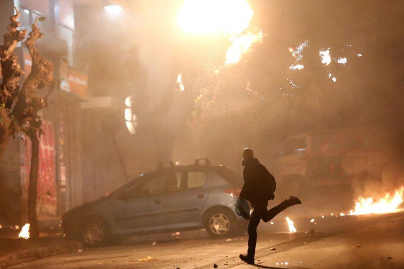 Atina sokaklarında olaylar çıktı