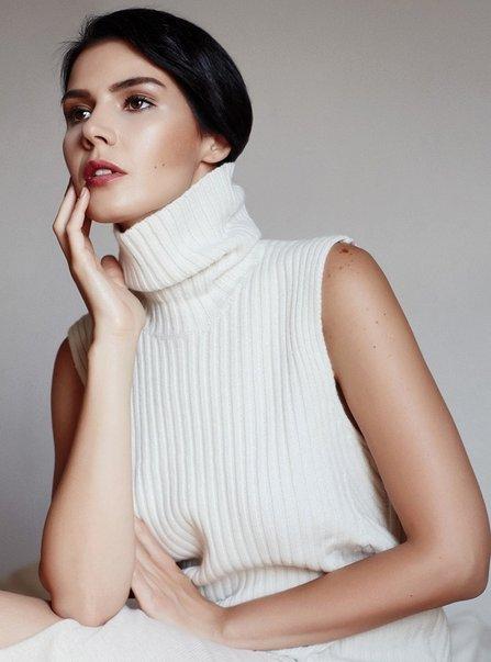 Hatice Şendil makyajsız