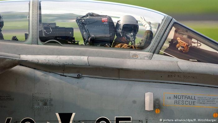 Almanya'nın keşif uçakları İncirlik'e indi