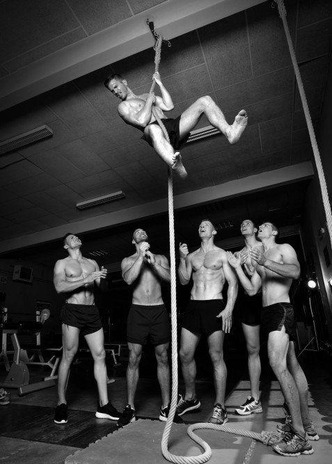 Fransız itfaiyeciler soyundu