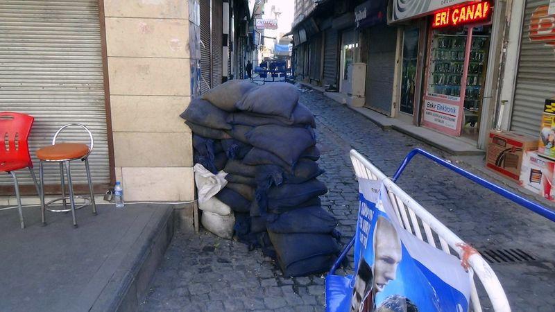 Kürt teyze PKK'ya isyan etti: Size n'oluyor