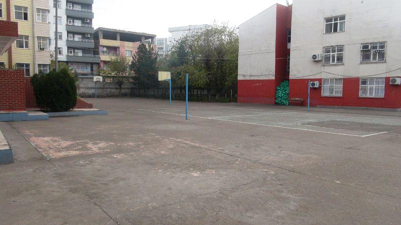 Cizre ve Silopi'de okullar boş kaldı