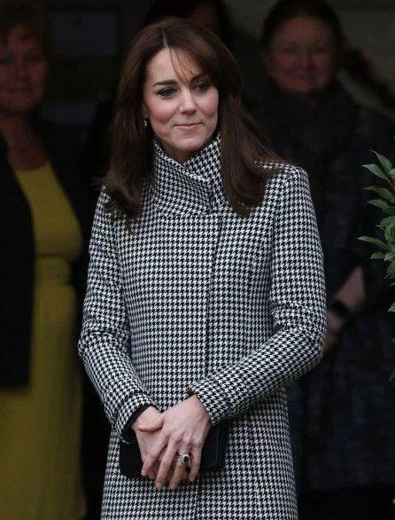 Kate Middleton saçlarını kestirdi