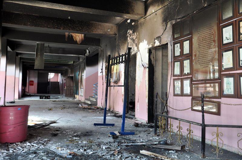 Cizre ve Silopi'de okullar boş kaldı