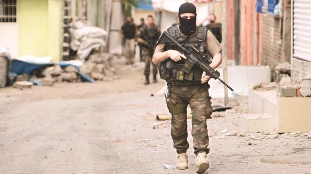 10 bin askerle süpürme operasyonu başladı