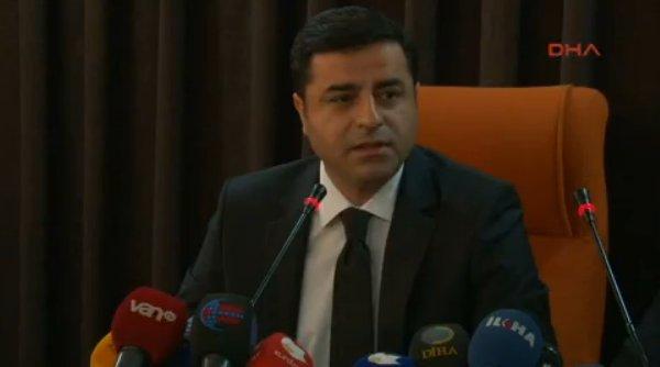 Selahattin Demirtaş: Camiyi devlet yaktı