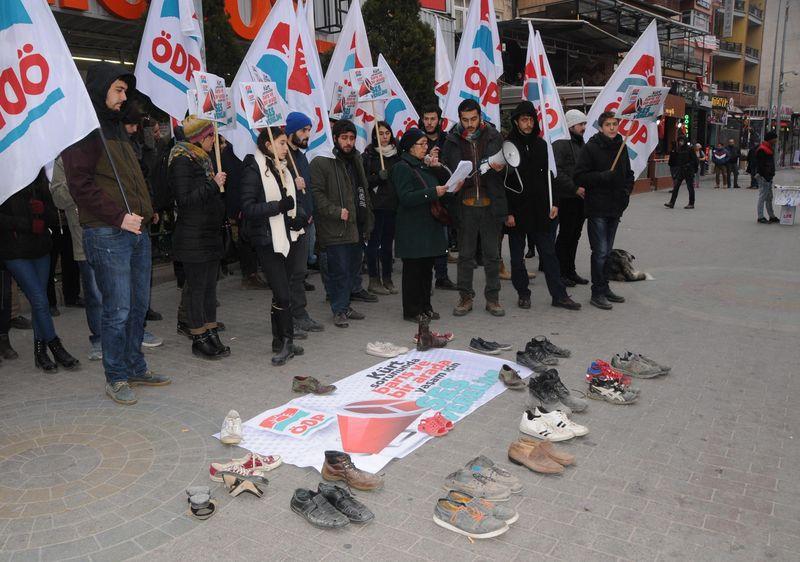 Eskişehir'de ayakkabılı eylem