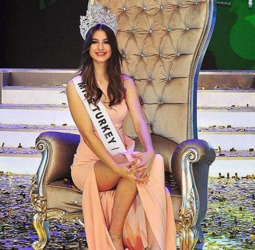 Dünyanın en güzel kadını: Mireia Lalaguna Royo