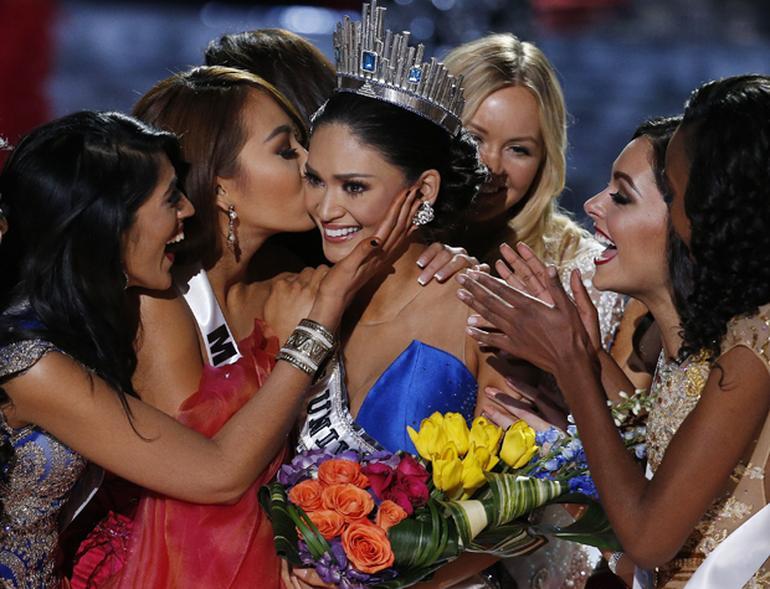 Kainat Güzeli yarışmasında yanlış anons skandalı