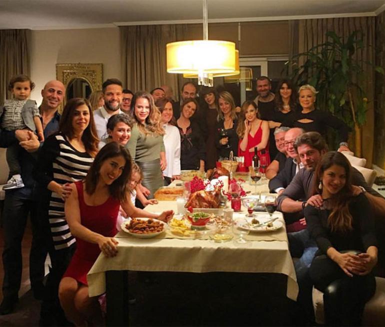 Yağmur Ünal sevgilisiyle ablasına gitti