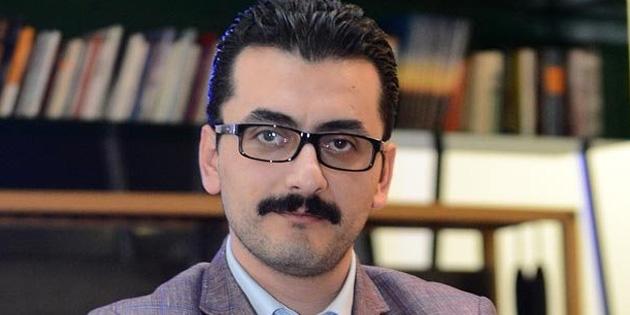 CHP'li Eren Erdem bıyığını kesti