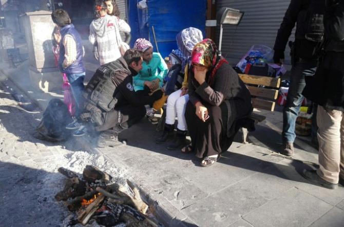 Diyarbakırlılar PKK’dan kaçıp polise sığındı