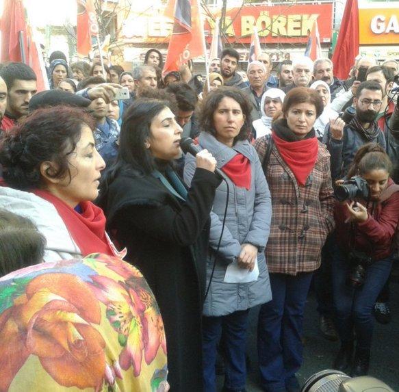 Figen Yüksekdağ teröristin cenazesine katıldı