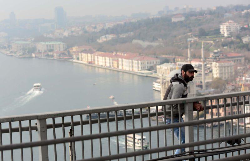 Cumhurbaşkanı Erdoğan intihar girişimini durdurdu