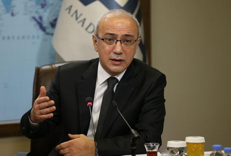 Lütfi Elvan'dan ODTÜ eleştirisi