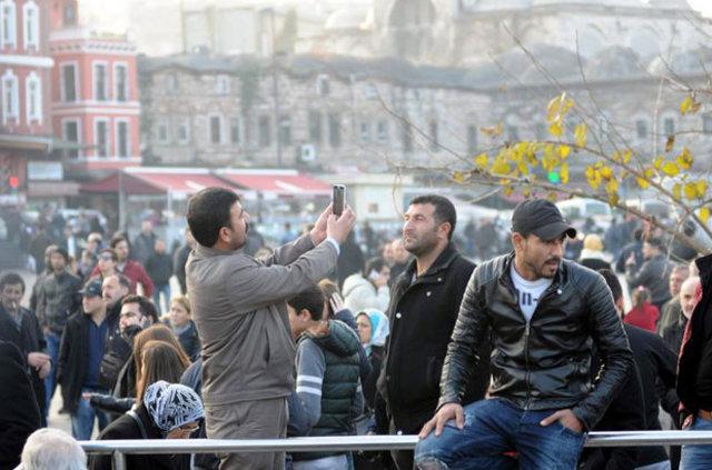 Mısır Çarşısı'nda intihar girişimi