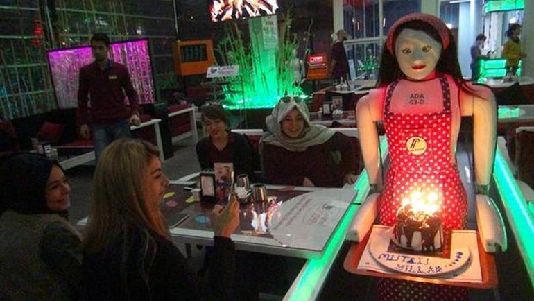 Türkiye'nin ilk insansı robot fabrikasının temeli atıldı