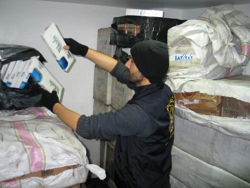 Yılbaşı öncesi sahte içki ve kaçak sigara operasyonu