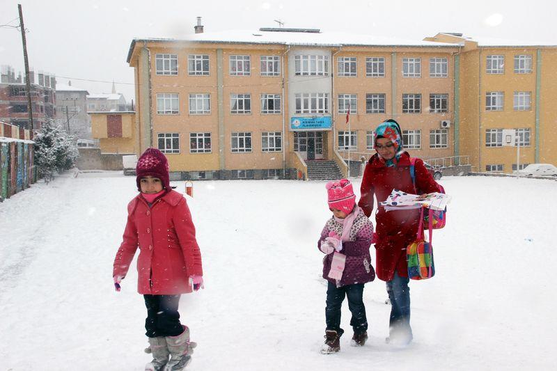 29 ilde eğitime kar engeli