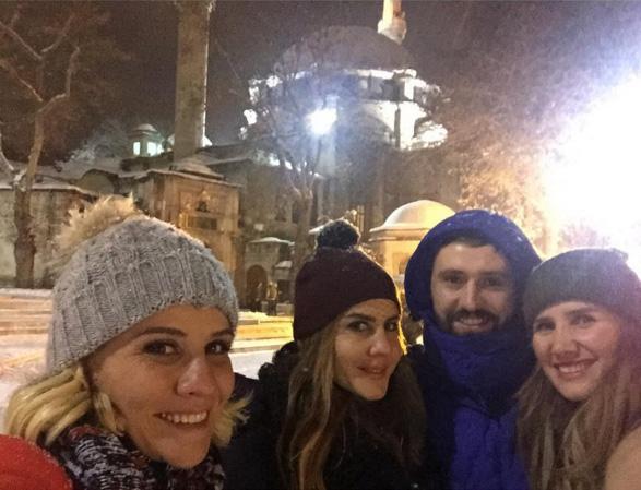 Esra Erol yeni yıla Eyüp Sultan'da girdi