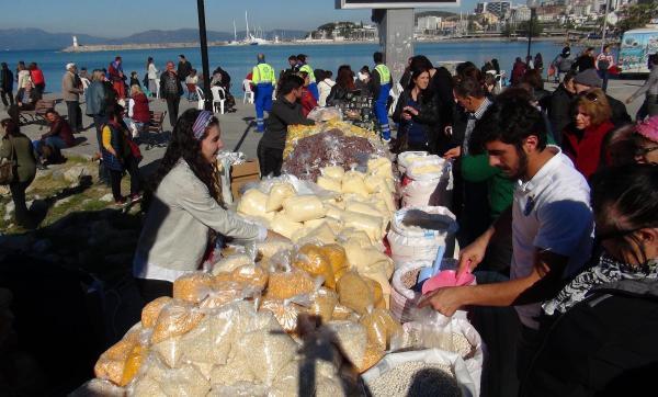 Vatandaşlar hamsi şenliğinde buluştu