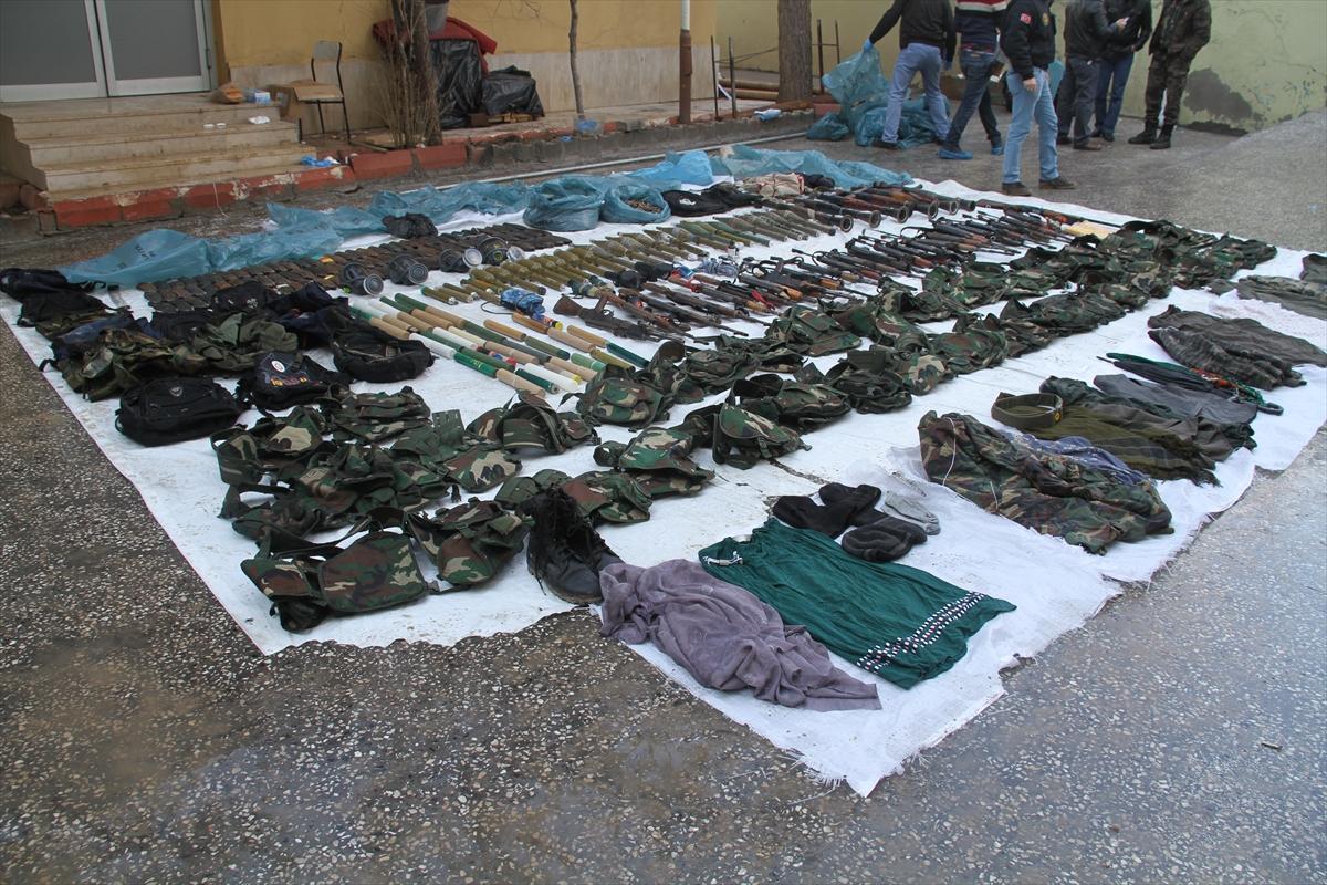 Silopi'deki operasyonda ele geçirilen malzemeler