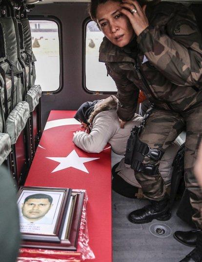 Şehit Ayhan Demirel'i 6 bin kişi uğurladı