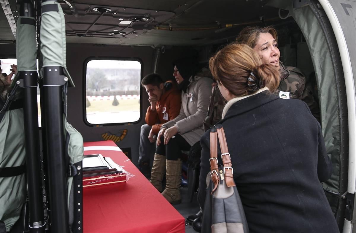 Şehit Ayhan Demirel'i 6 bin kişi uğurladı