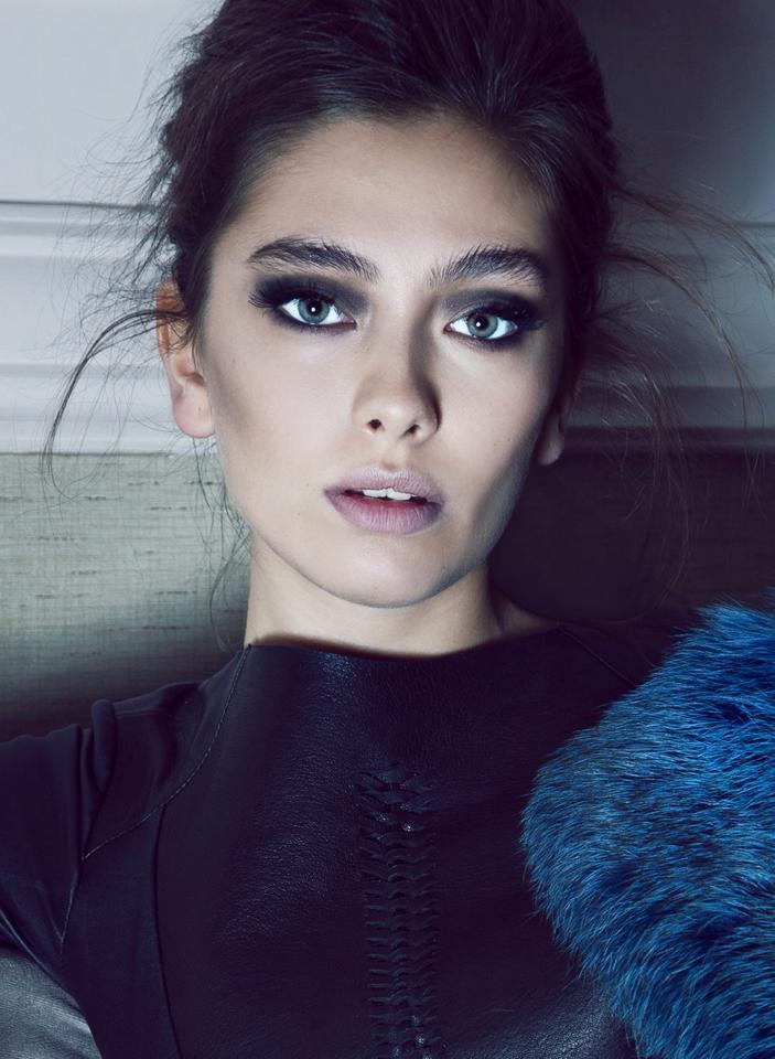 Neslihan Atagül'ün babası vefat etti