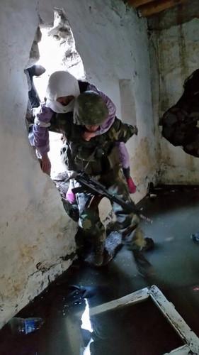 Diyarbakırlı kadın: Teröristleri ayaklarınızla ezin