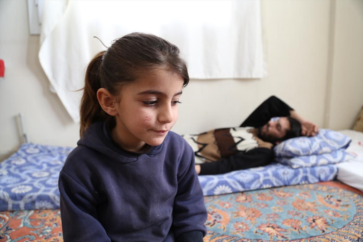 Suriyeli kız: Gözlerimi alıp babama verin