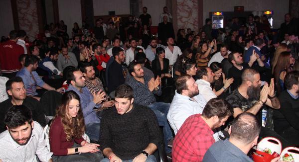 Serdar Ortaç: Sakın evlenmeyin