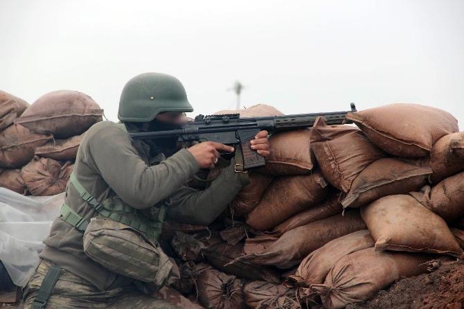 Sur'daki operasyona kadın askerler de destek veriyor