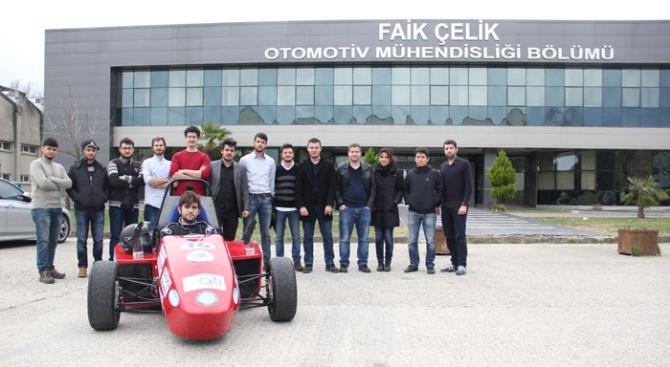 Uludağ Üniversitesi öğrencileri Rusya'dan ödülle döndü