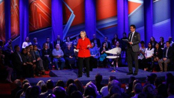 Clinton'dan Trump'a: Utanç verici