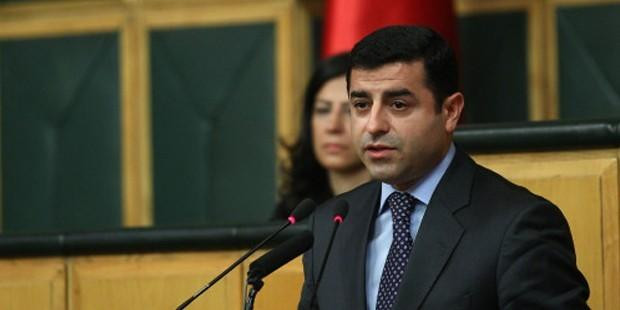 Selahattin Demirtaş PKK'lılara ambulans istiyor