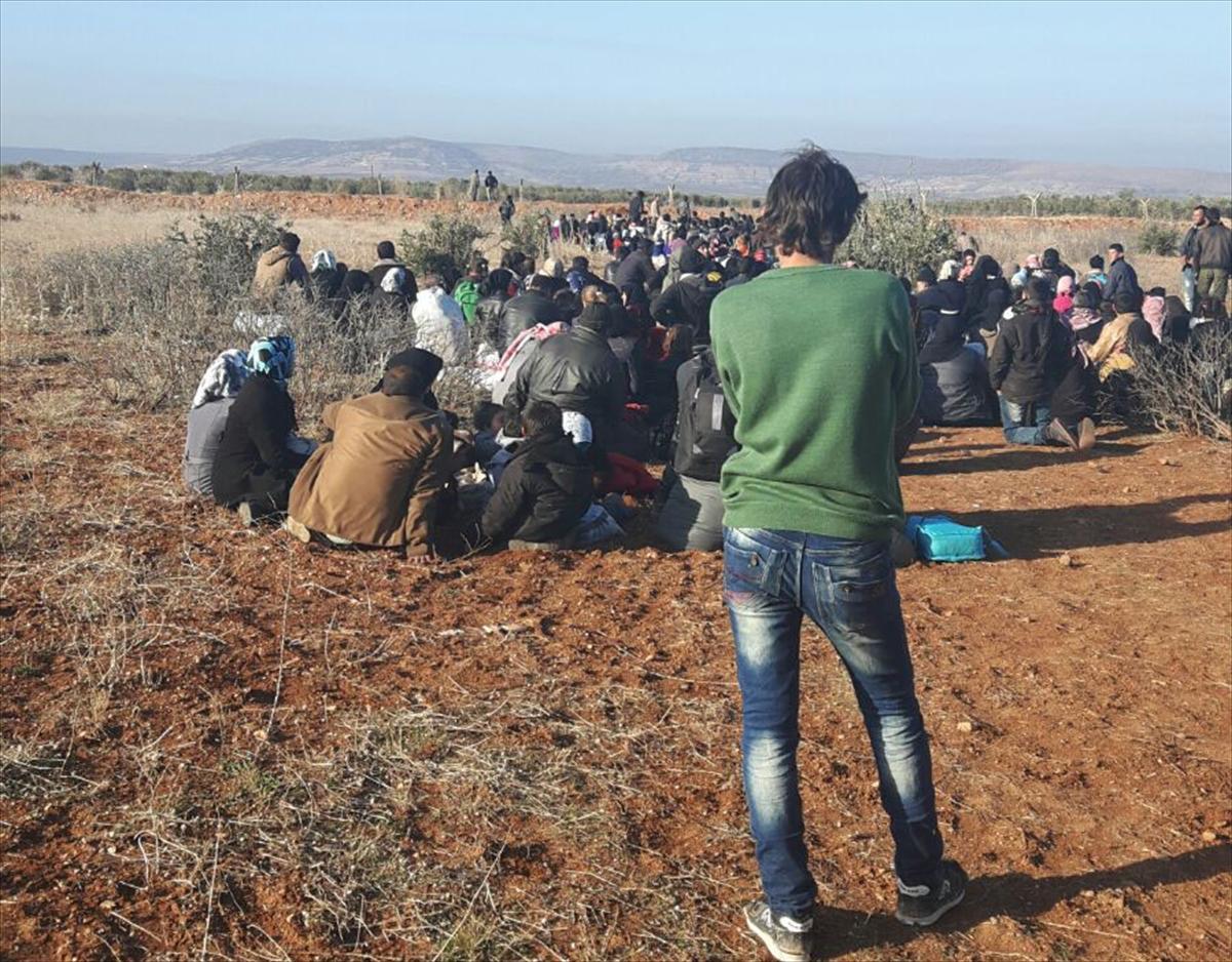 Halep'ten Türkiye'ye göç başladı