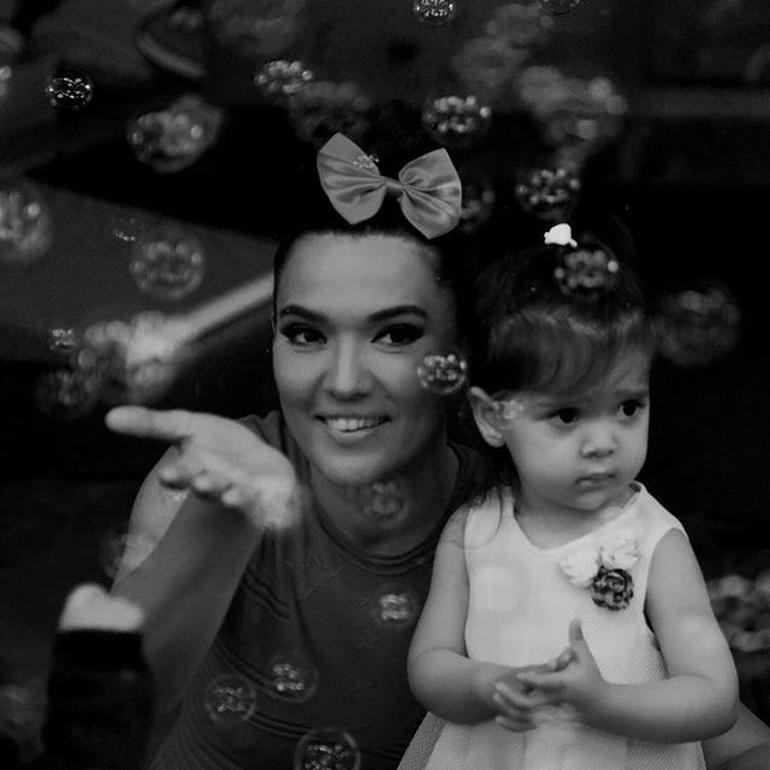 Demet Akalın'ın kızı Hira 2 yaşında