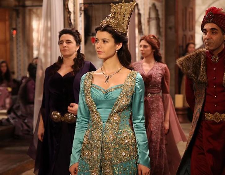 Kösem Arka Sokaklar'ın tekrarını bile geçemedi