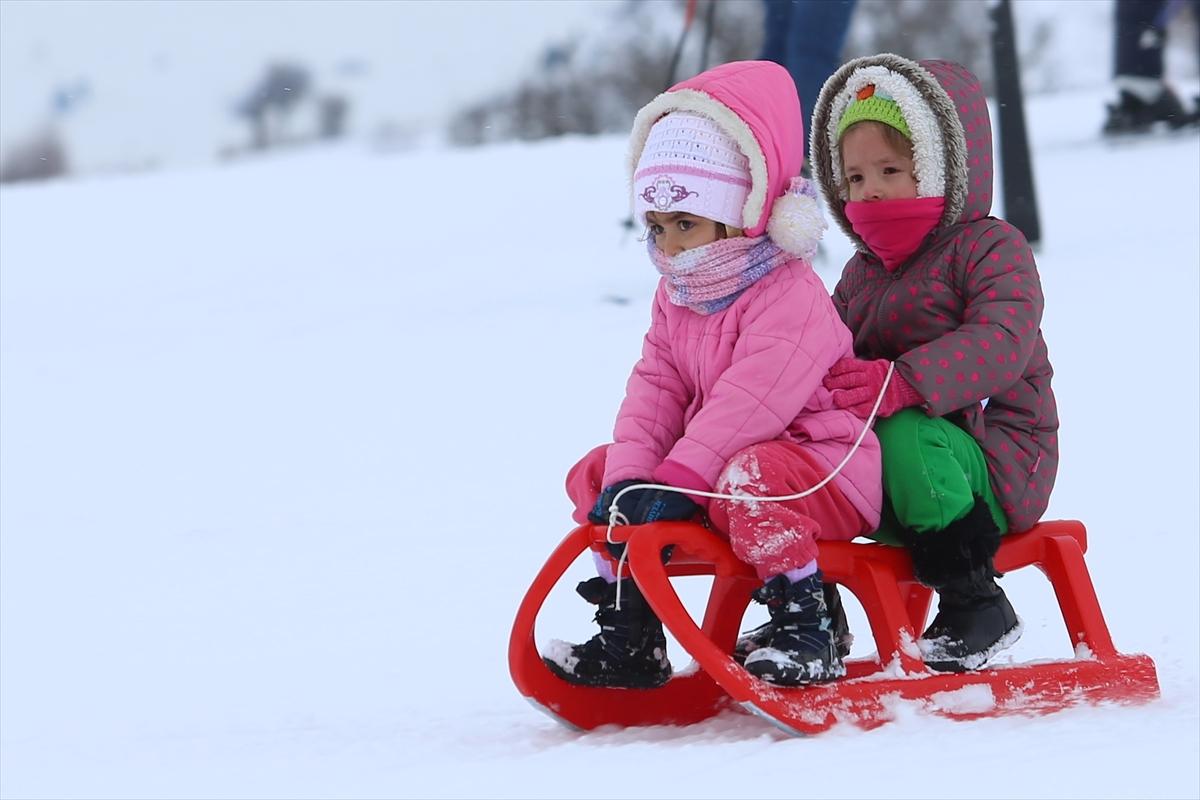 Bayburt'ta kış şenliği yapıldı