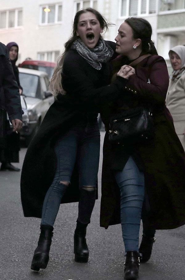 Kapıda ambulansı görünce abisinin şehit olduğunu anladı