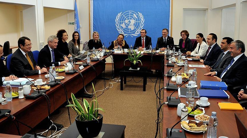 Kıbrıs'ta müzakereler ertelendi